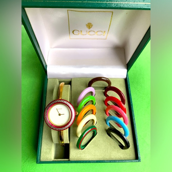GUCCI bangle watch NICE and DRESSY 🔥🔥🔥 - Picture 5 of 15